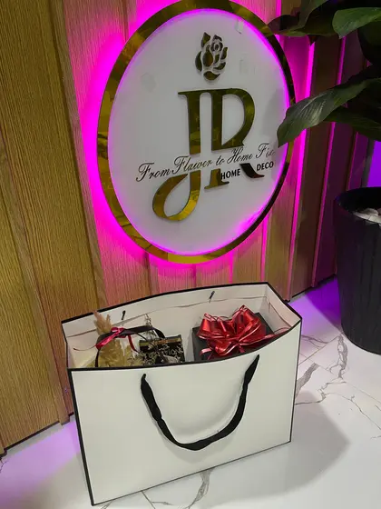 Bouquets et cadeaux d'anniversaire à Tetouan 17