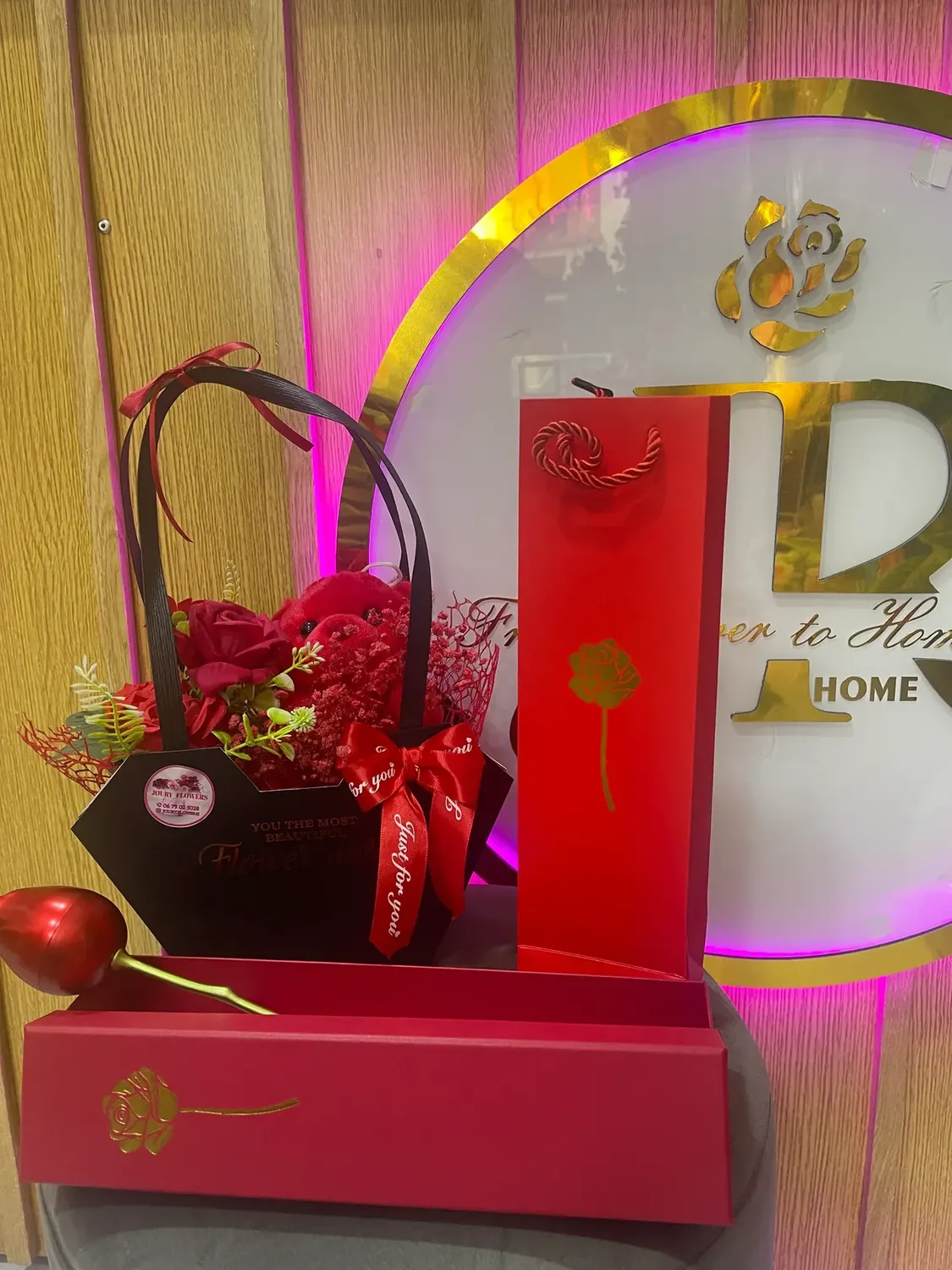 Romantic red finish - gift set