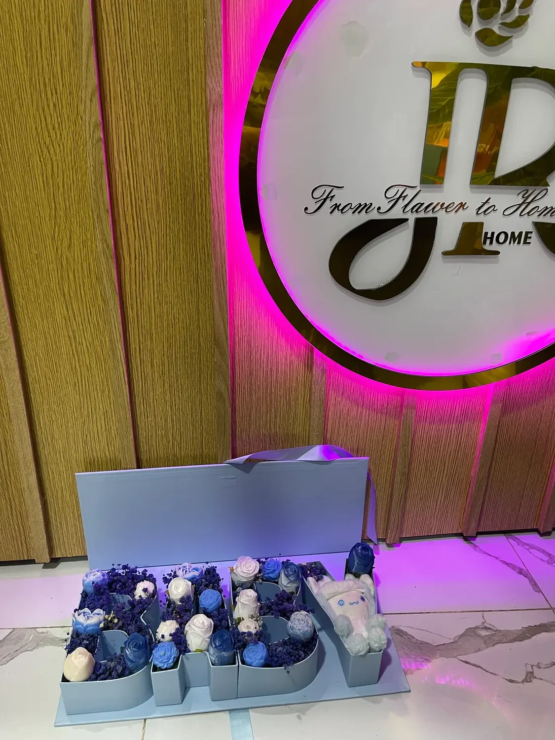 Blue baby chest by Joury Flowers
