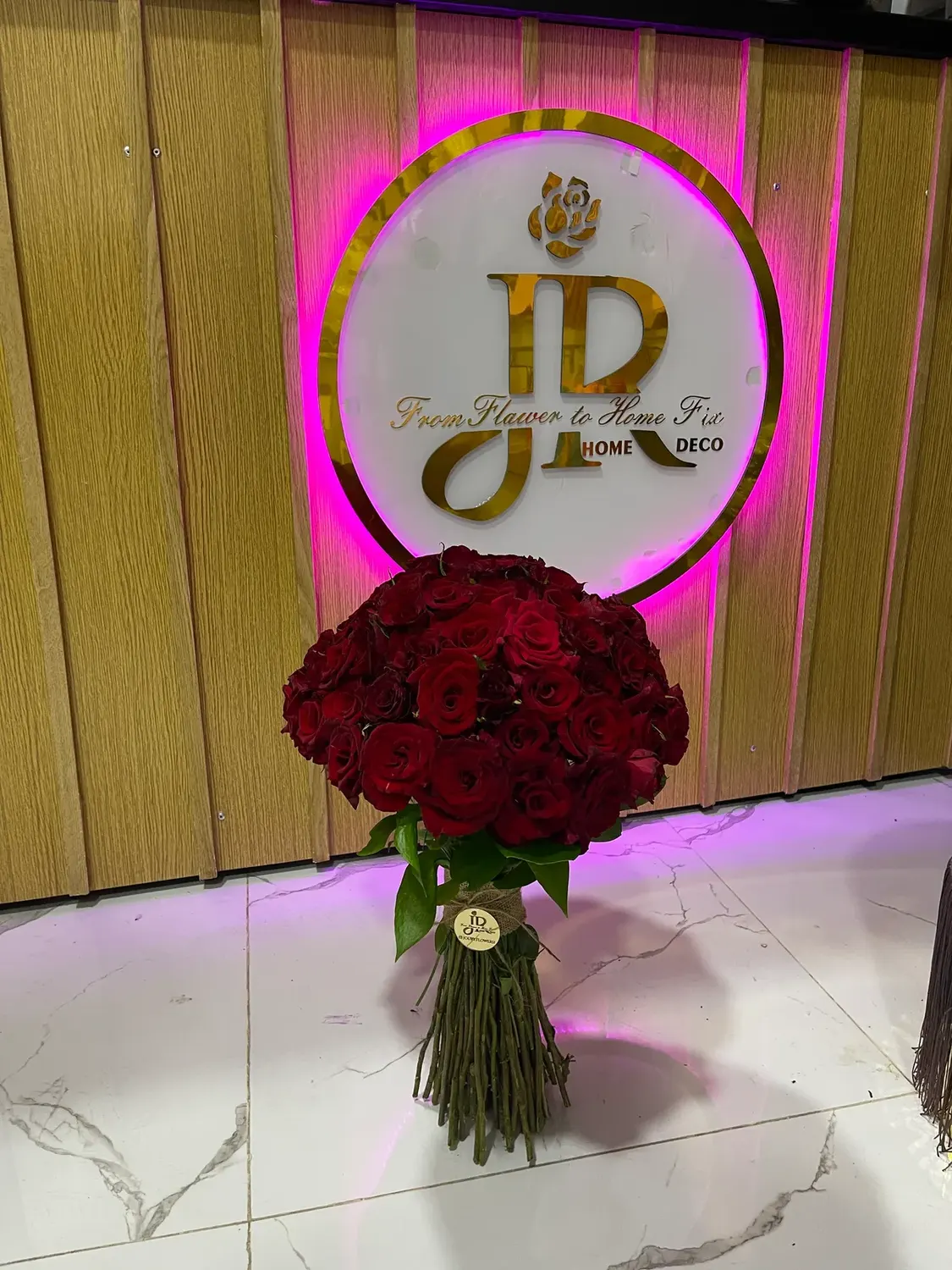 Red bridal hand bouquet by Joury Flowers